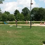Penzion Rekreacni Areal Dvur